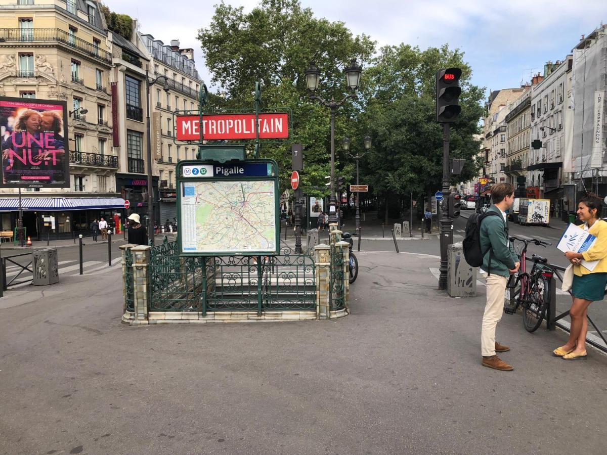 Studio Pigalle De 25 M2 - 2 Lits Simples Type Gigogne Pour 2 Personnes - Coeur Touristique De Paris - 2 Minutes De La Station Metro Pigalle ,Petit Train Vers La Butte Montmartre-Cabarets Moulin Rouge,Chez Michou-Restaurants Bouillon Pigalle,Berliner Экстерьер фото